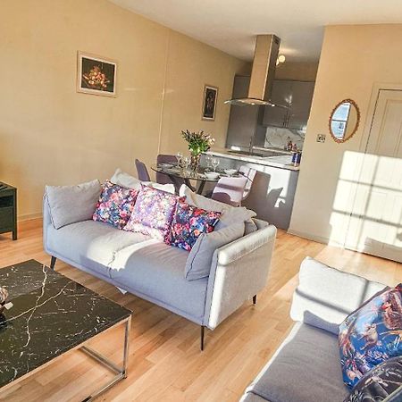 Royal Mile - Bright 2 Bedroom Apartment Эдинбург Экстерьер фото
