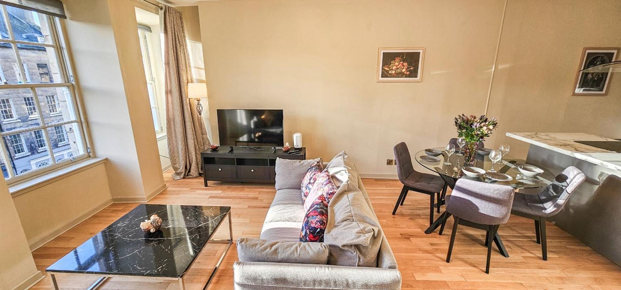 Royal Mile - Bright 2 Bedroom Apartment Эдинбург Экстерьер фото